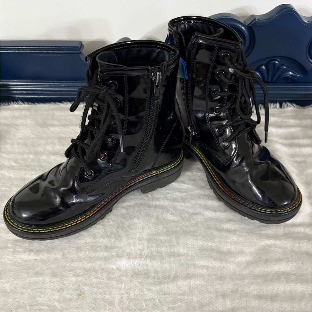 Kurt Geiger Girls Black Patent Leather Boots Size 1